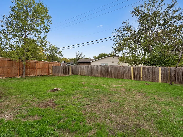 2532 Chaparral Trl — Photo 24