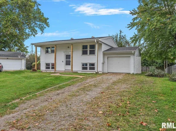 408 Pleasant Ln, Rochester, IL 62563