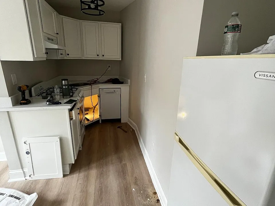 38 Hemenway St #35A