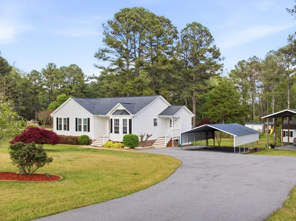 104 Trey Dr, Benson, NC 27504
