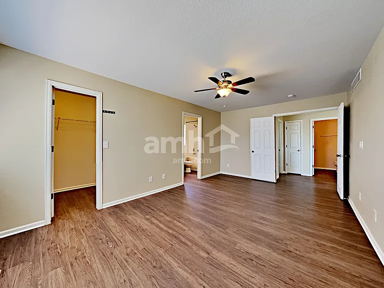4995 Fundy St — Photo 11