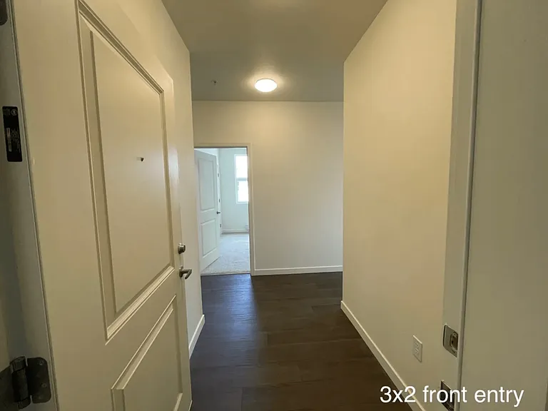 Range View Apartments — Photo 7
