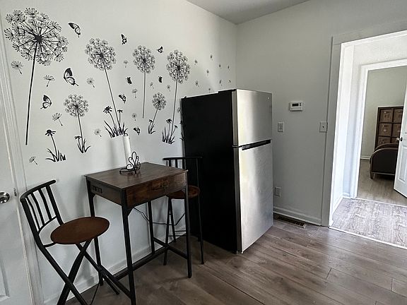 5th image of 2809 7th St SW #B