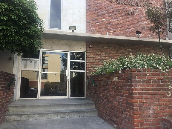 4th image of 140 S Mariposa Ave