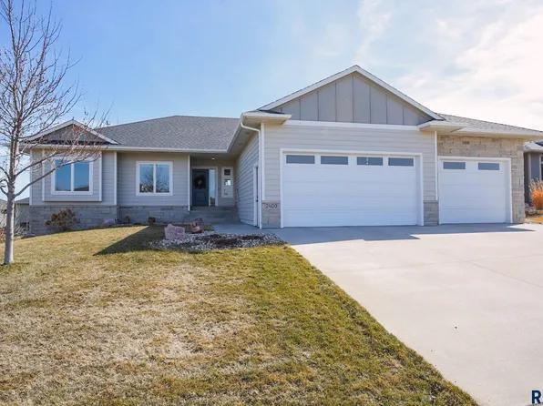 2400 S Canyon Ave, Sioux Falls, SD 57110