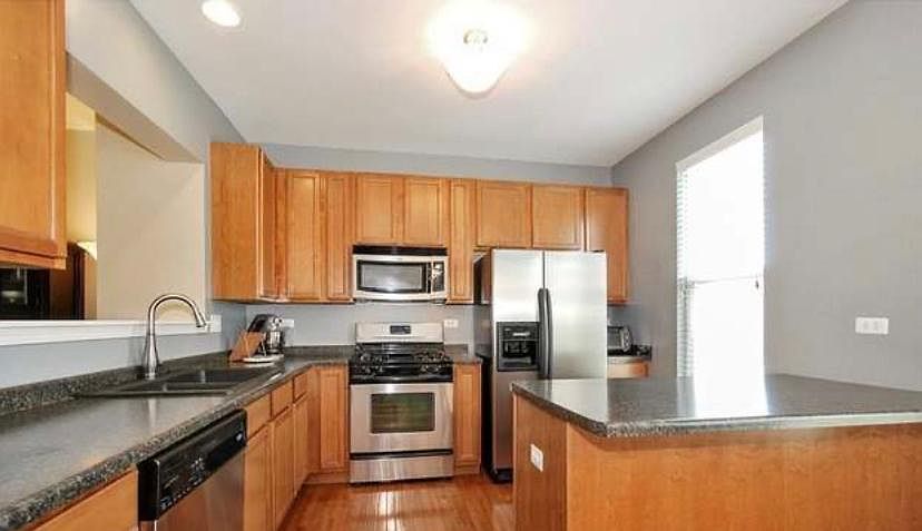 2nd image of 3470 Bradbury Cir #3470