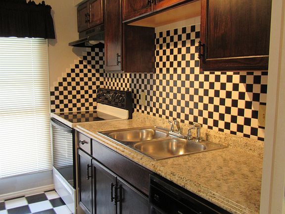 New kitchen cabinets and counter tops