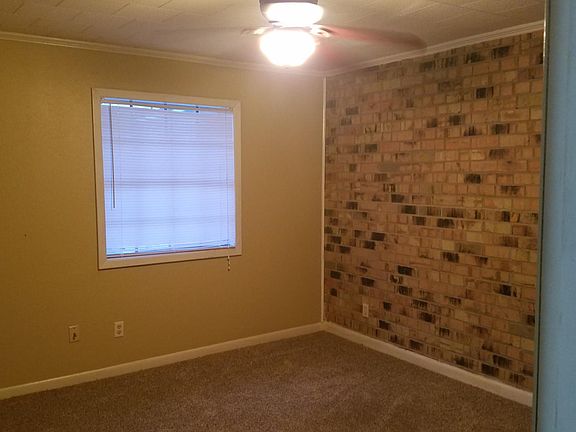 5th image of 305 Bell Downs Dr