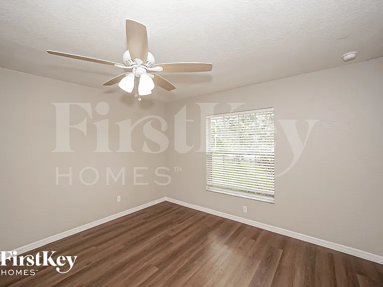 2943 Belleville Ter — Photo 14