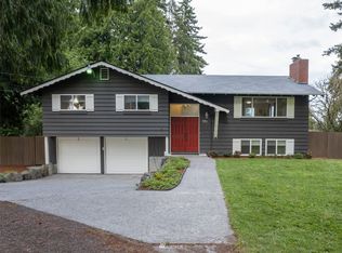 7221 Olympic Dr SE, Everett, WA