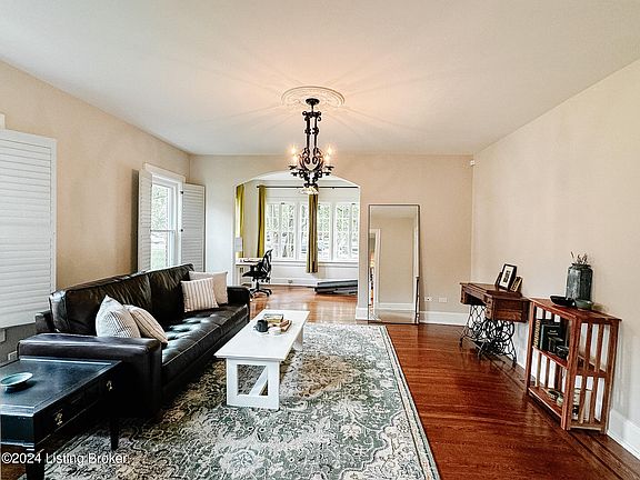 5th image of 2053 Douglass Blvd APT 1