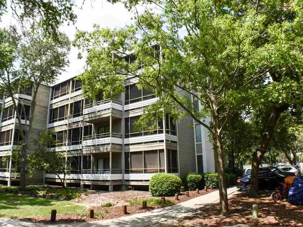 415 Ocean Creek Dr, Myrtle Beach, SC 29572