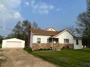 6684 Brookfield Rd, Charlotte, MI 48813