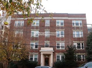 14 Centre St APT F, Cambridge, MA 02139