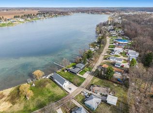 70749 Sunset Blvd, Union, MI 49130