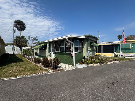 3rd image of 290 Astronaut Ln