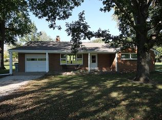 322 W Hickory Point Rd, Forsyth, IL 62535