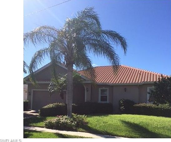 1st image of 680 Amber Dr