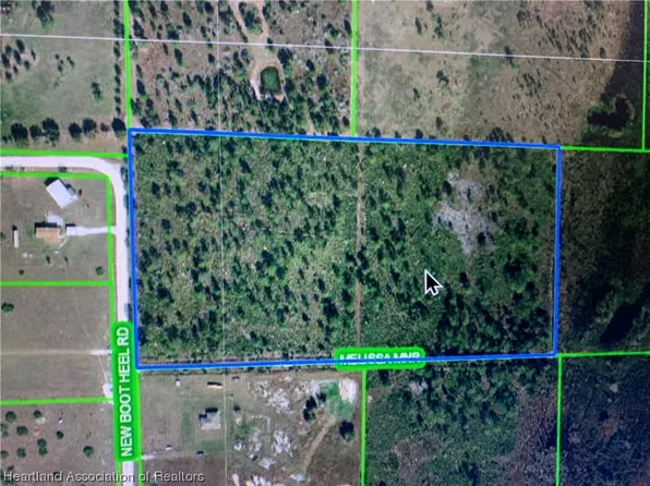 22 Melissa Mnr, Venus, FL 33960