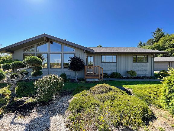 3rd image of 83 Mariners Point Rd