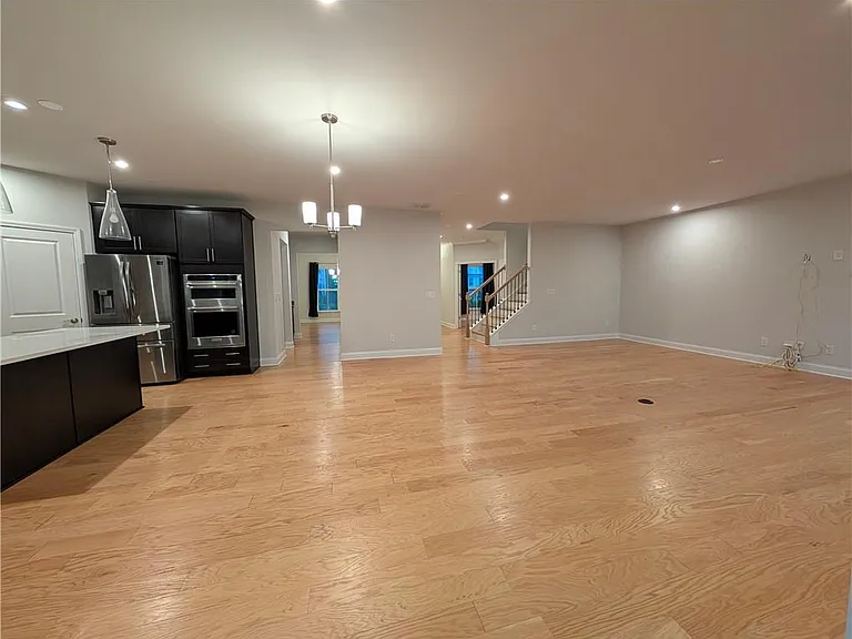 406 Riverclub Rd — Photo 12