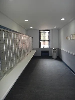 Rented by KVNY Soho | media 15