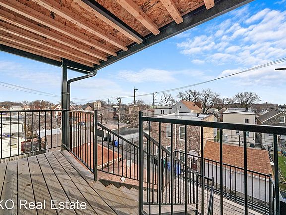 4th image of 3527 S Damen Ave #35273R