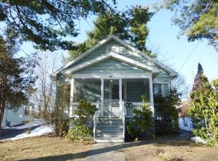 36 Hewitt St, Rochester, NY 14612