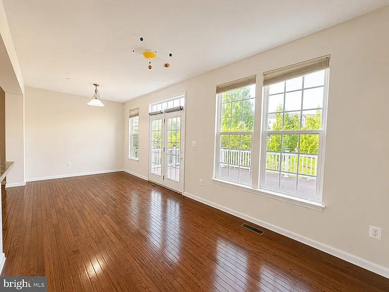 22605 Winding Woods Way — Photo 9