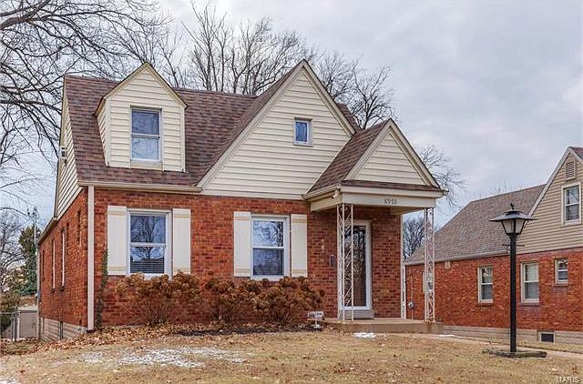 1st image of 8910 Sycamore Ct