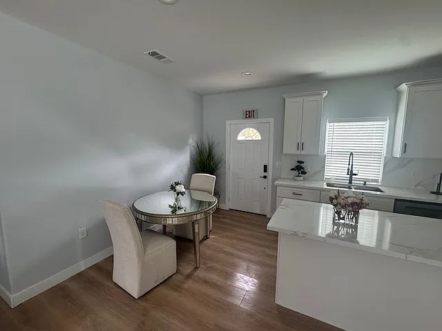 8088 Beechwood Dr — Photo 6
