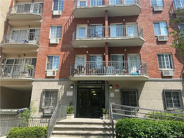 1st image of 2796 Sedgwick Ave APT 1A