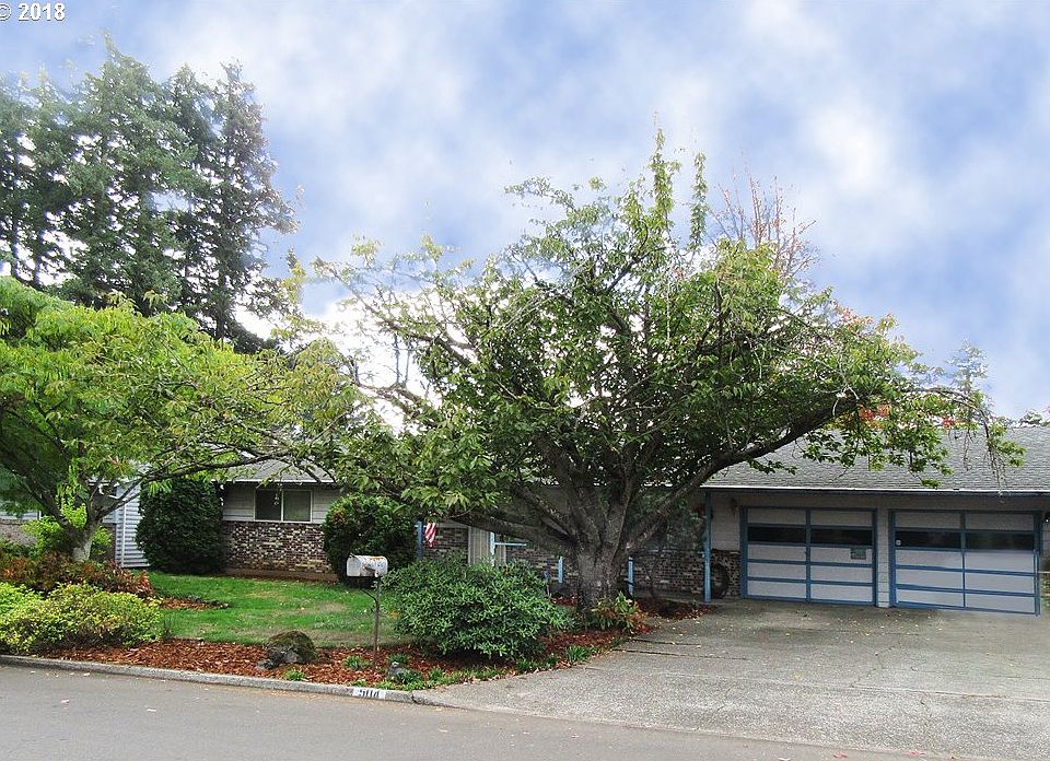1st image of 504 SE 104th Ave