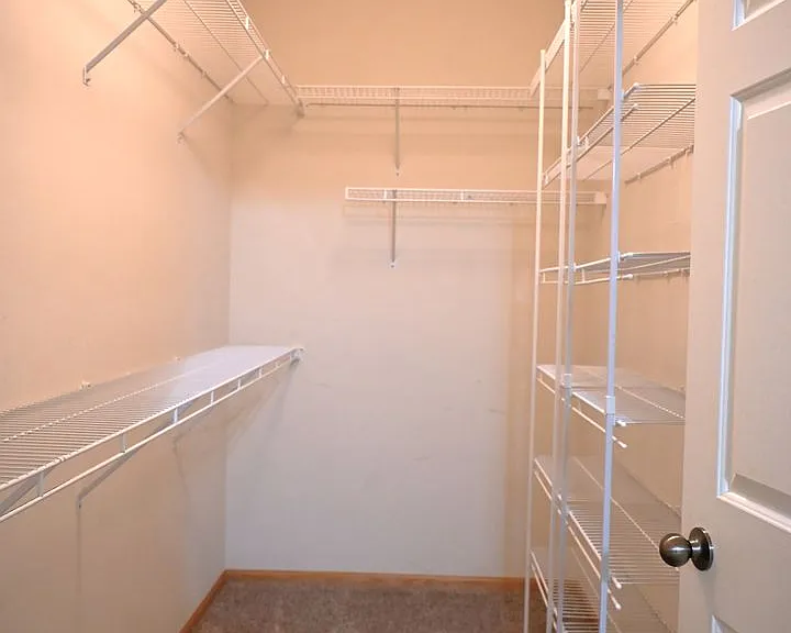 1110 NE 6th Ln #5 — Photo 10
