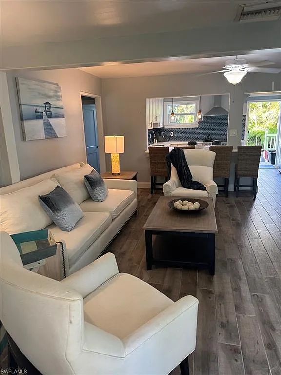 3 bed, 2.0 bath, 1200 sqft, $8,500 — Photo 4