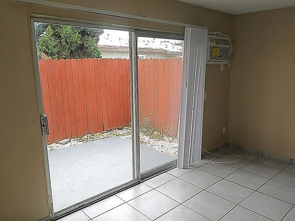 2nd image of 844 Chestnut Ave APT 24