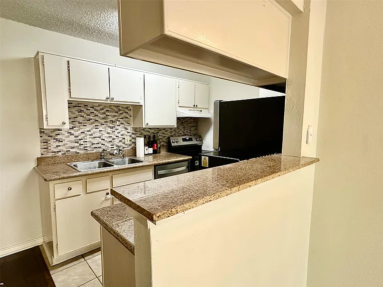 2750 Holly Hall St #1215 — Photo 12