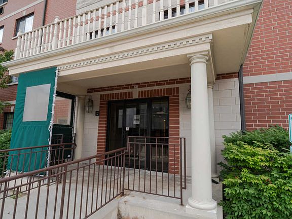 3rd image of 3370 Brooke Ave #411
