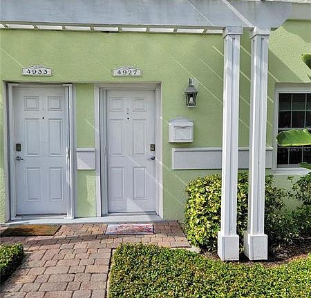 3rd image of 4927 Cobia Dr SE #4927