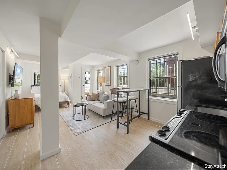 1822 15th St NW #B1 — Photo 7