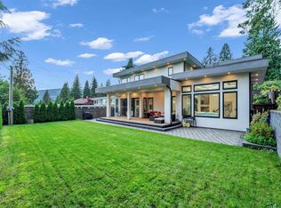 929 Canyon Blvd, North Vancouver, BC V7R 2J9