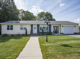 226 Sharp St, Dartmouth, MA 02747