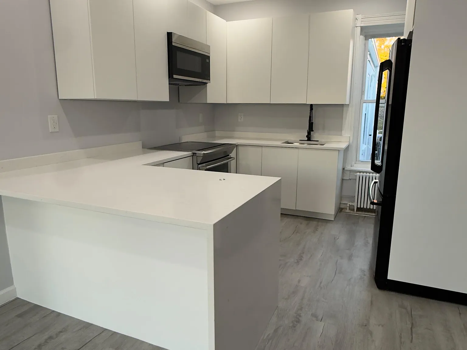 3 bed, $1,500 — Photo 4
