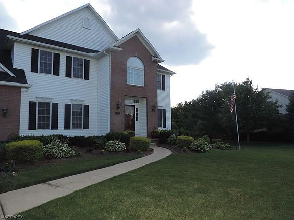 3rd image of 5784 Arlyne Ln