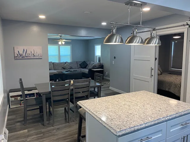 410 N Shore Dr #1/2 — Photo 7