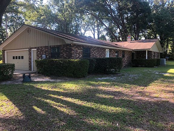 4th image of 521 SW Randall Ter