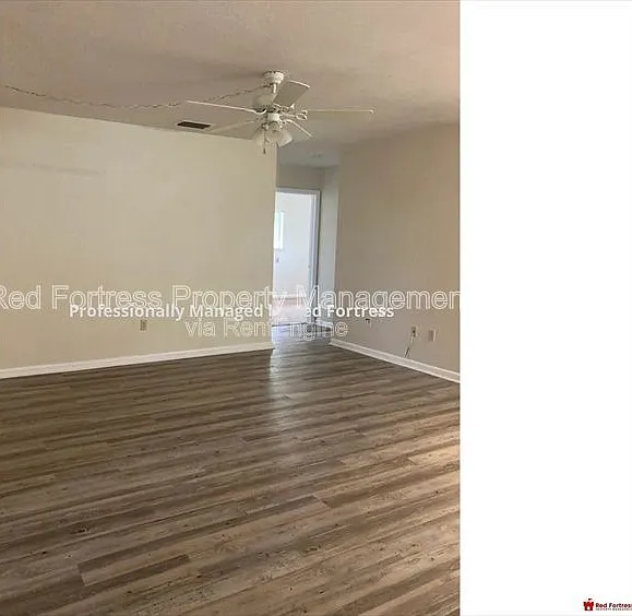 5806 Algiers St — Photo 2