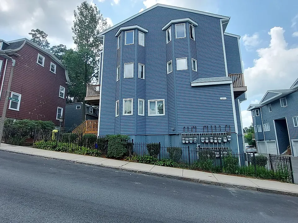 66 Saint James St #203