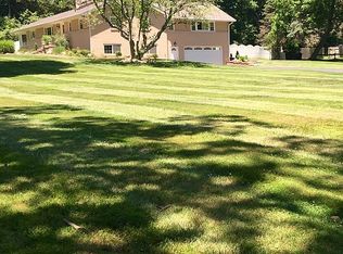 10701 Rock Run Dr, Potomac, MD 20854