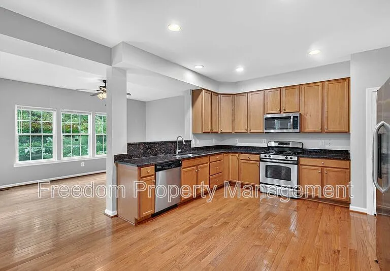 7629 Hamelin Ln — Photo 19